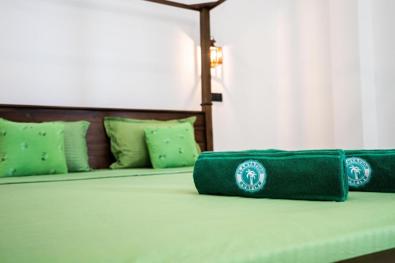 Plantation Surf Inn & Restaurant - Midigama East Ngoại thất bức ảnh