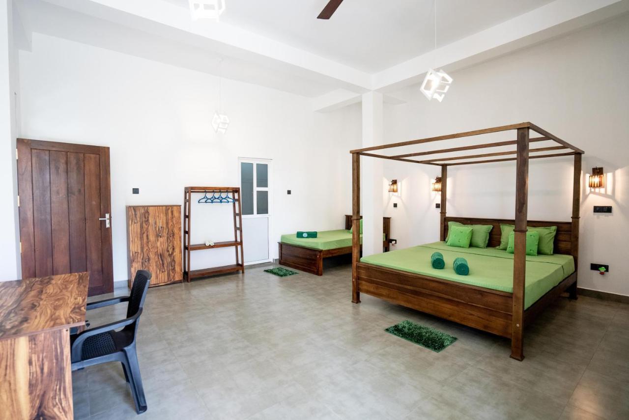 Plantation Surf Inn & Restaurant - Midigama East Ngoại thất bức ảnh