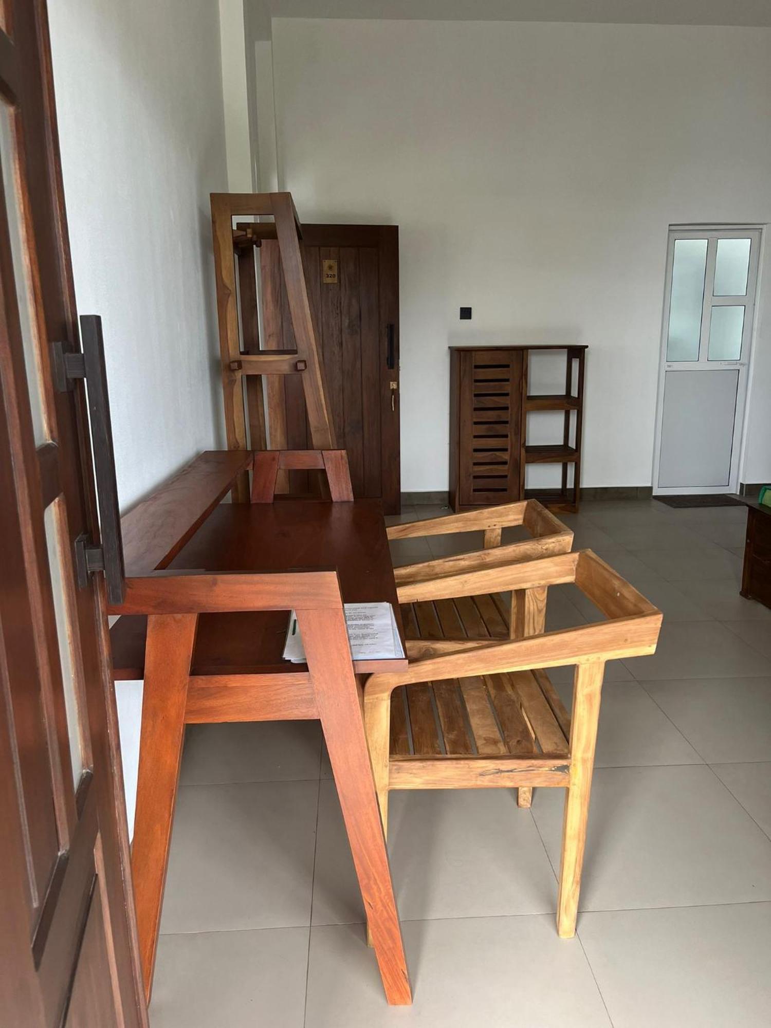 Plantation Surf Inn & Restaurant - Midigama East Ngoại thất bức ảnh