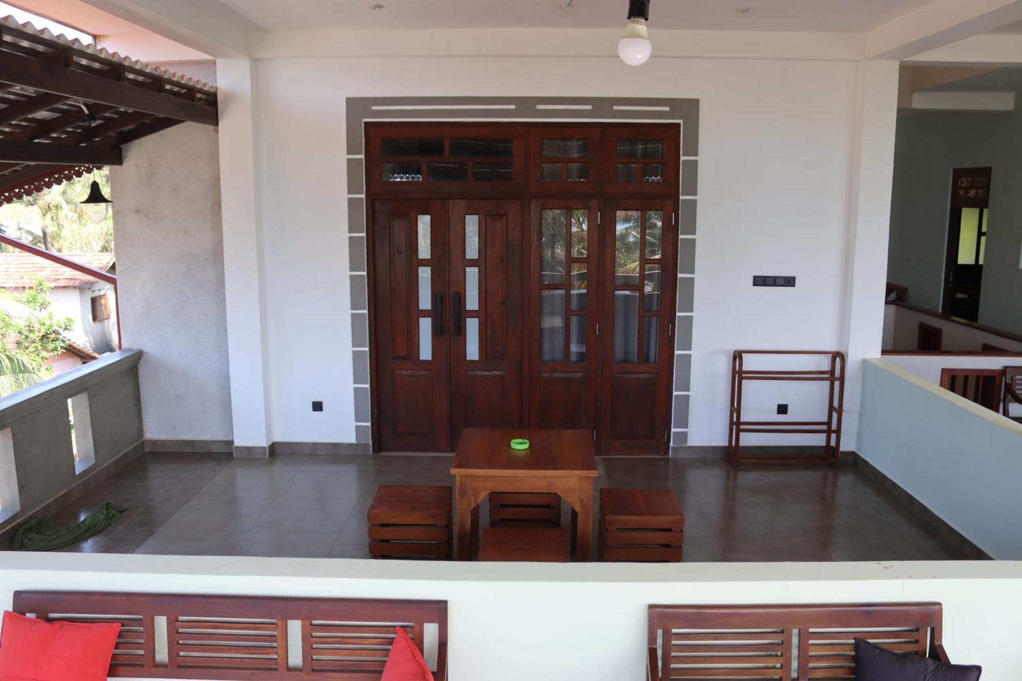 Plantation Surf Inn & Restaurant - Midigama East Ngoại thất bức ảnh