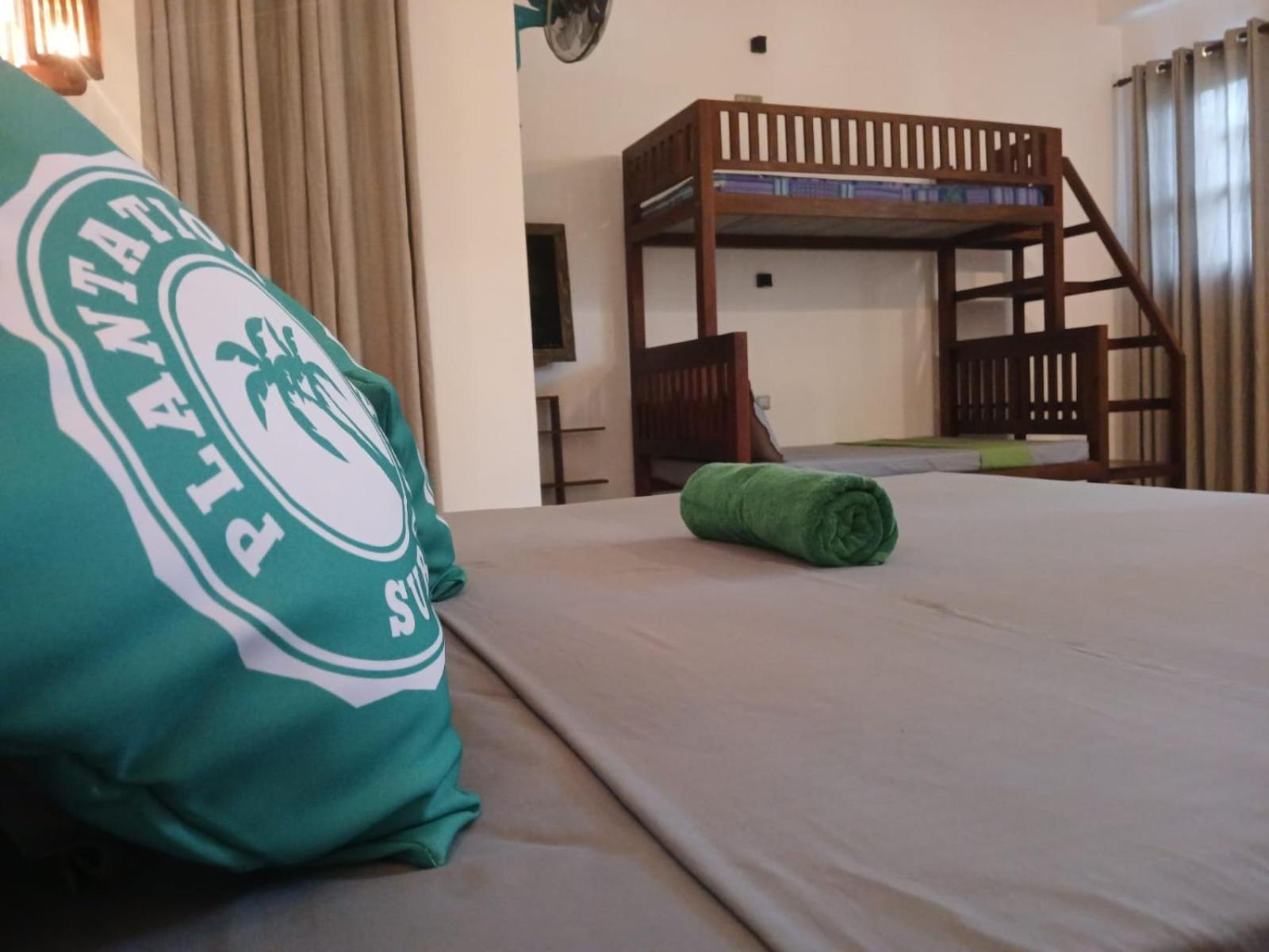 Plantation Surf Inn & Restaurant - Midigama East Ngoại thất bức ảnh