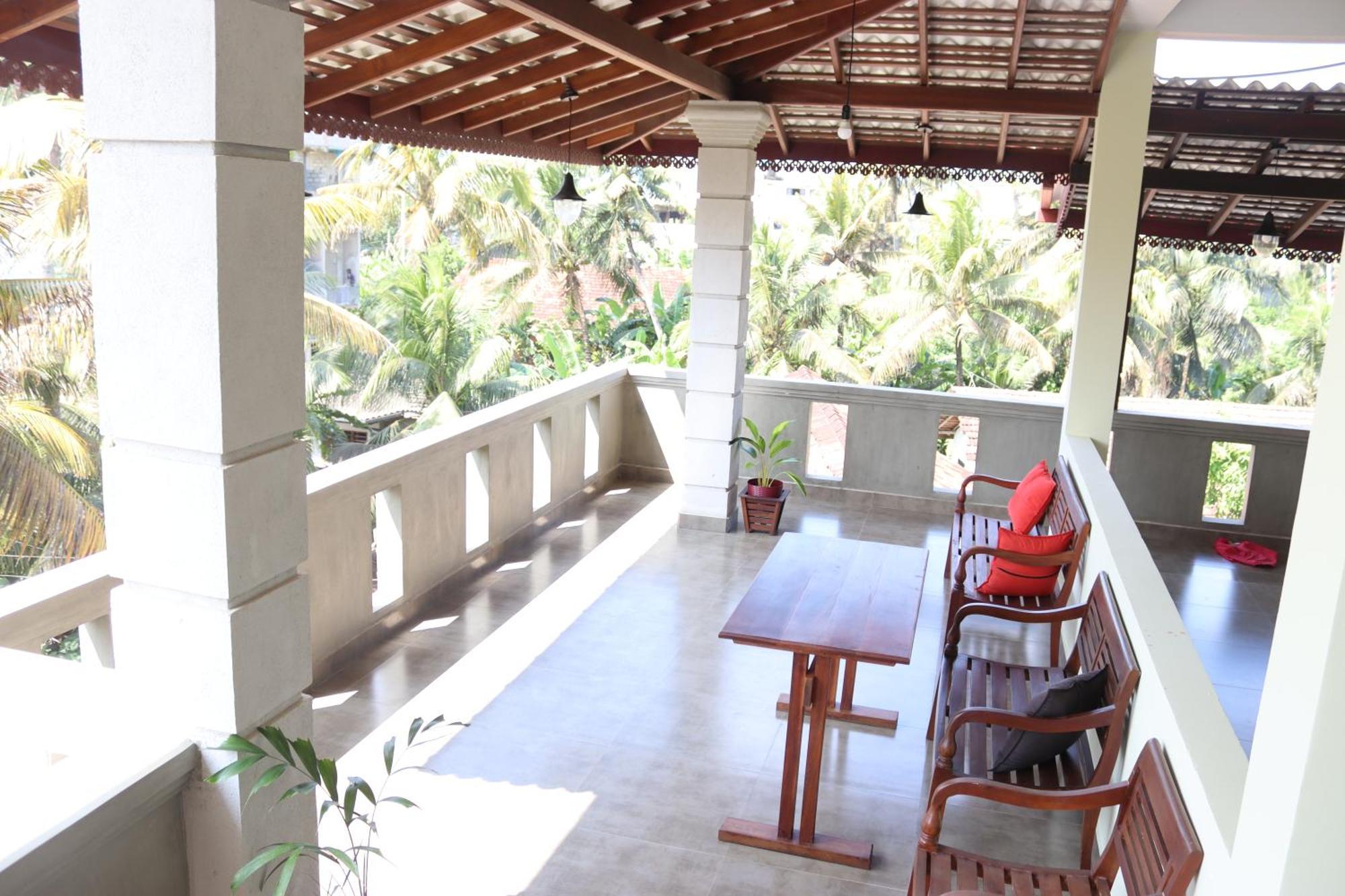 Plantation Surf Inn & Restaurant - Midigama East Ngoại thất bức ảnh