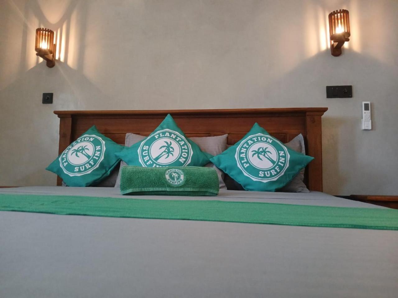 Plantation Surf Inn & Restaurant - Midigama East Ngoại thất bức ảnh